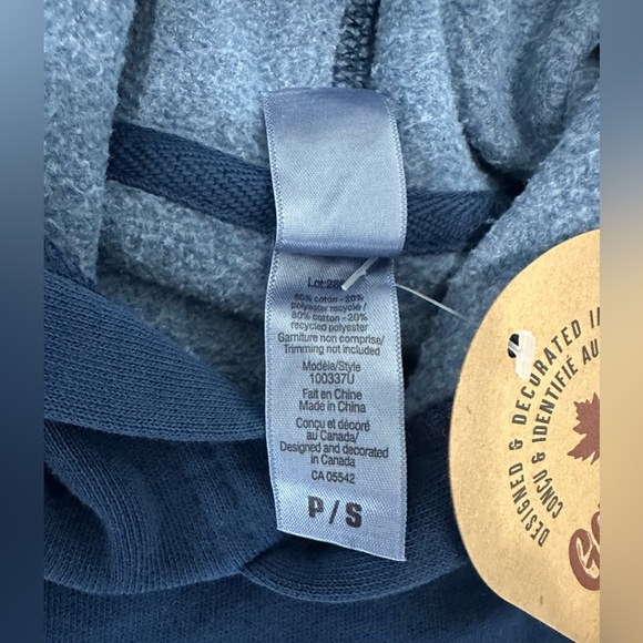 Brand New Unisex Newfoundland Twillingate Hoodie Sz Small - Picture 2 of 4